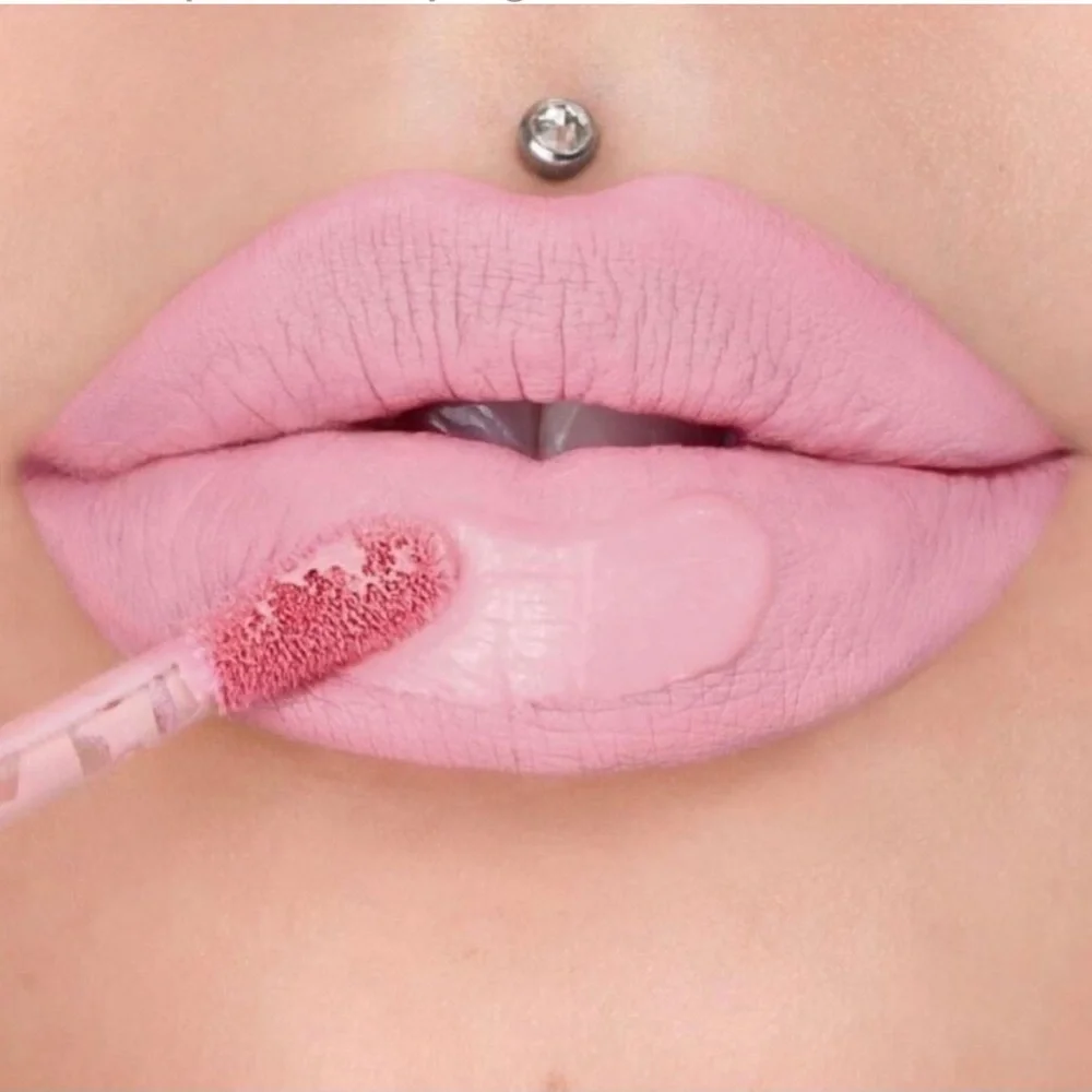 Jeffree Star + Shane Dawson Velour Liquid Lipstick in Oh My God